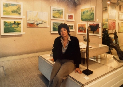 Steffa Reis at her exhibition, Gallery 10, London, 1986
