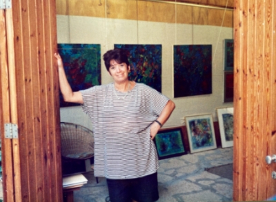 Steffa Reis in her studio-gallery, Safed, 1989